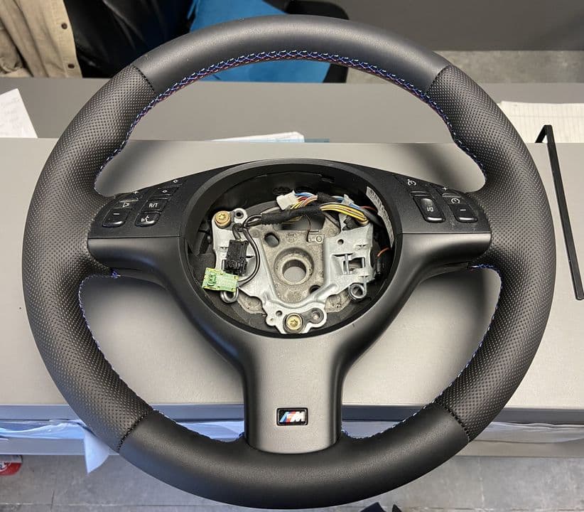 Volan M impecabil ca nou Bmw E46 E39