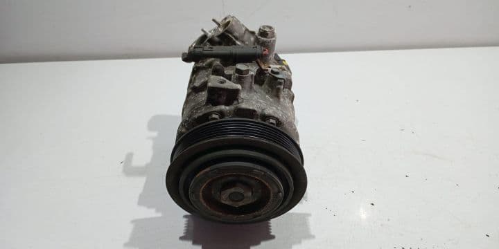 Compresor AC 9330831-02 2.0D N47 BMW Seria 5 F07/F10/F11 [2009 - 2013