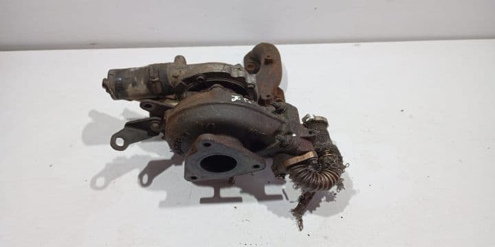 Turbosuflanta 6R6Q-6K682-BD 2.7TDV Land Rover Discovery 3 [2004 - 200