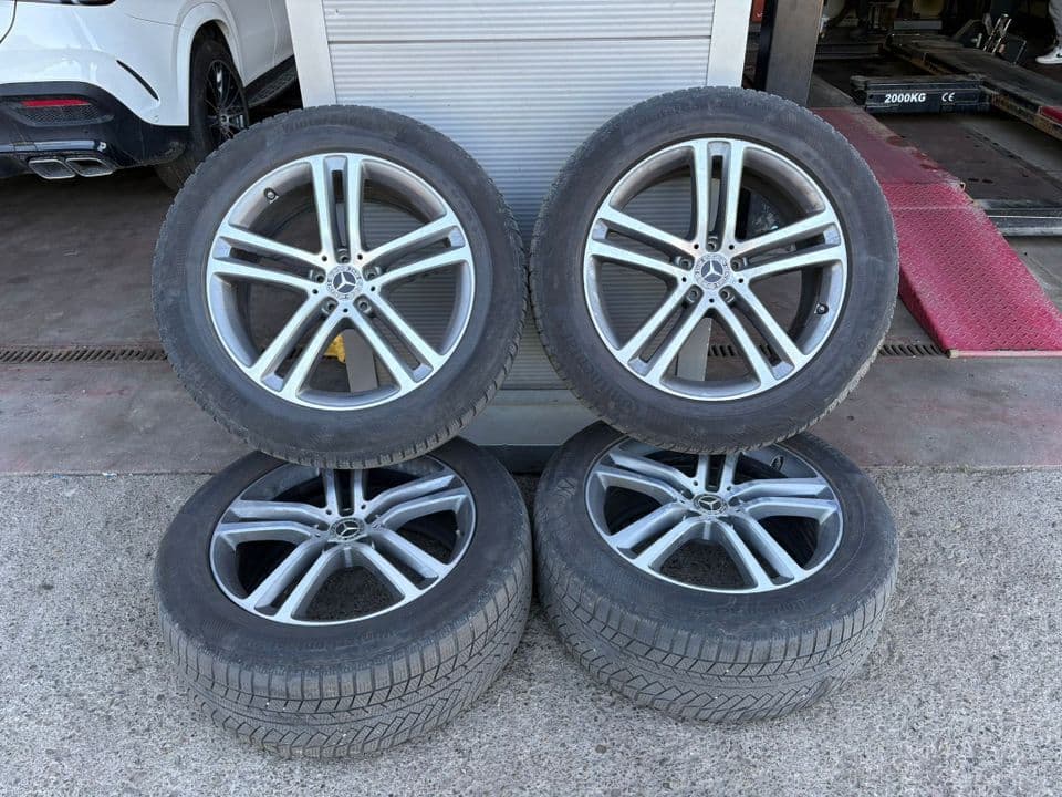 Vand jante originale Mercedes GLE 63,AMG  ,W1 67 pe 20 cu anvelope de iarna,rulare in RO din noiembrie 2025,doar 3 luni
