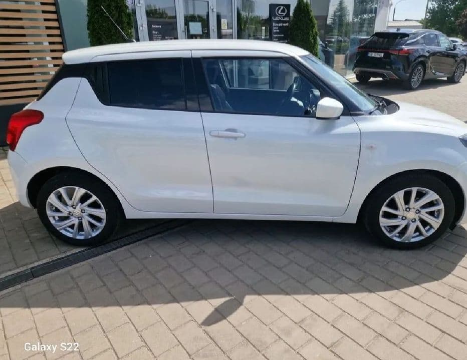 Suzuki Swift Primul proprietar, cumpărată din reprezentanța Suzuki Suceava