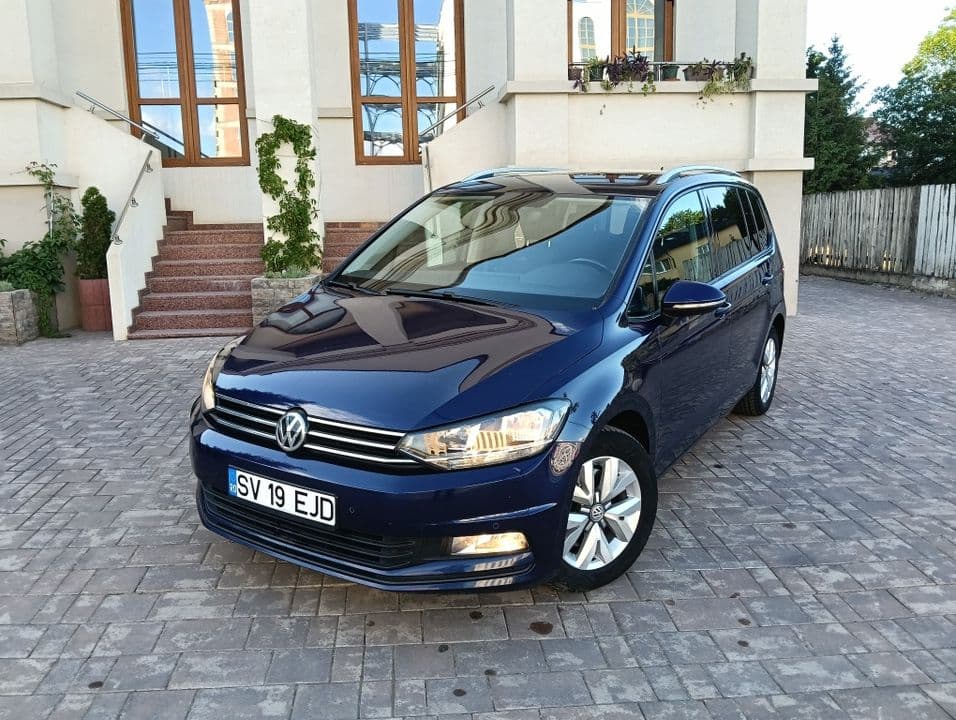 Volkswagen Touran 7 locuri AUTOMAT