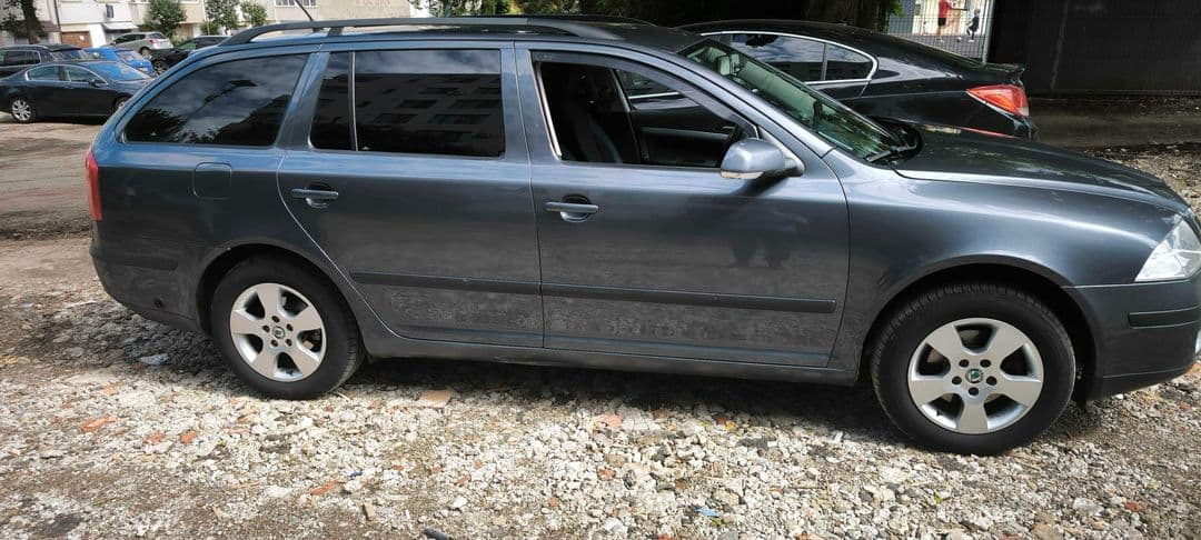 Skoda Octavia 2 ,1,6 benzină +gpl ,an fabricație. 11-2008