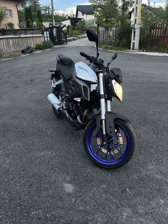 vand yamaha mt125